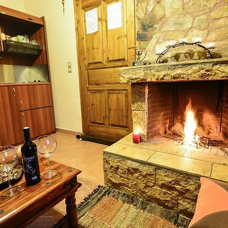 B K Guesthouse - Ξενώνας Β-Κ Guest house Ano Trikala
